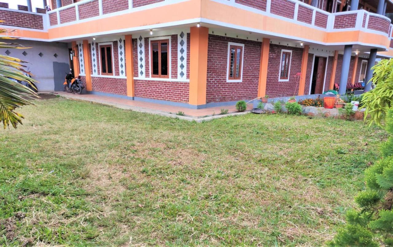 Villa Lembang Bunda Cikareumbi Buitenkant foto